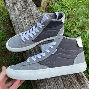 New Vans “The Lizzie” Pro Skate Shoes Size 9.5 Woman’s